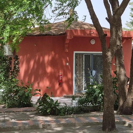 Les Fromagers Hotel Missirah Ngoại thất bức ảnh